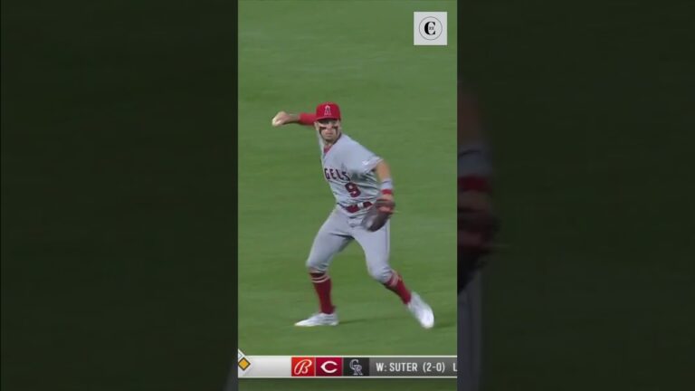 MLB / Angels Zach Neto STELLAR Over the Shoulder Catch vs Orioles #shorts #mlb #zachneto #fyp