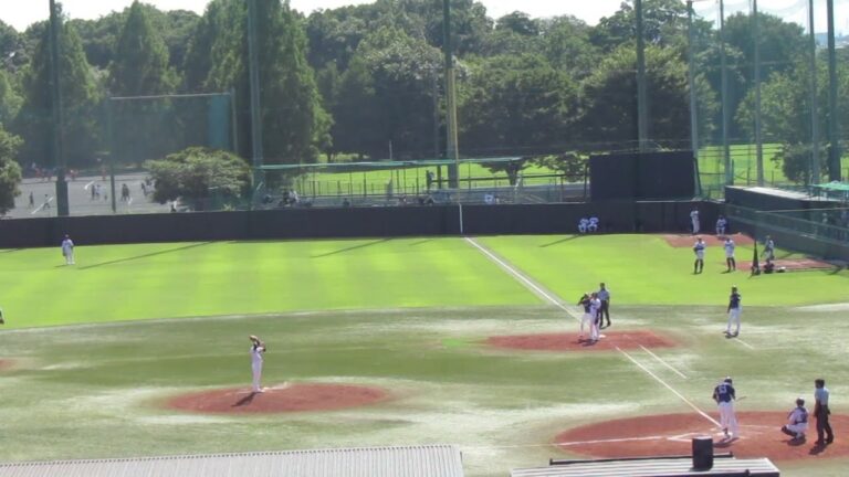 愛斗を抑える久保拓眞〜2023年6月17日 イースタンリーグ スワローズ対ライオンズ