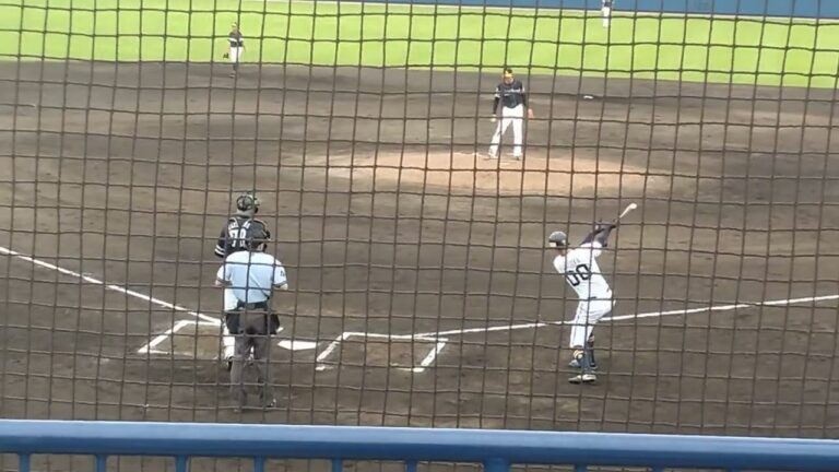 ウエスタンリーグ公式戦「バファローズ×ホークス」、バファローズ石岡諒太選手、6回裏の第2打席です（2023年7月7日、杉本商事バファローズスタジアム舞洲）