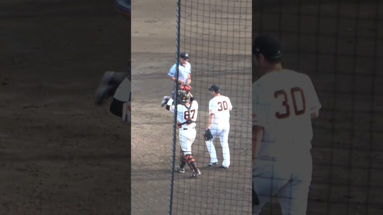 大阪桐蔭の先輩後輩　日本ハム・福田光輝なんか言って　巨人・香月一也に殴られそうになるｗ