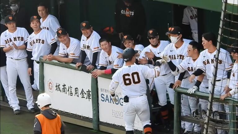 【自慢の長打力爆発】菊田拡和 、ロッテ・国吉からレフトポール直撃のホームラン！今シーズン第1号【巨人】【常総のバレンティン】2023.3.30 ロッテ戦