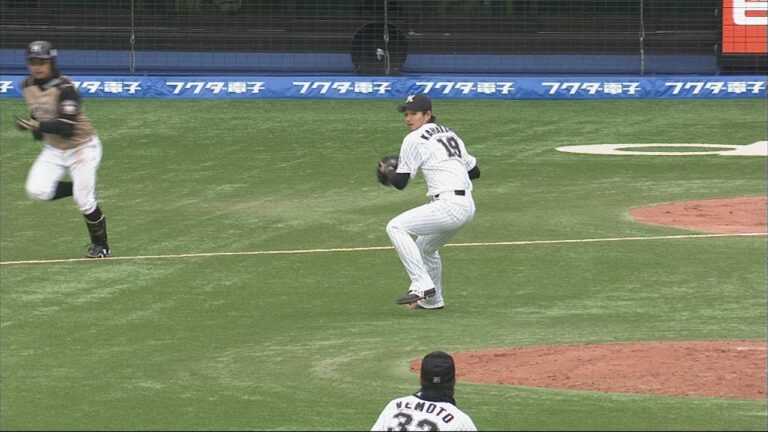 唐川がナイス判断で封殺！ 4月7日 ロッテ-日本ハム