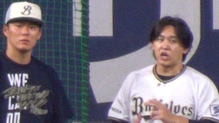 髪を切ったオリックス宮城大弥投手、侍ジャパン井端監督に丁寧に挨拶、調整は順調2023.10.19