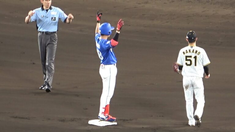 延長10回先頭の溝脇が左中間を破るツーベース！ (2023/07/15)