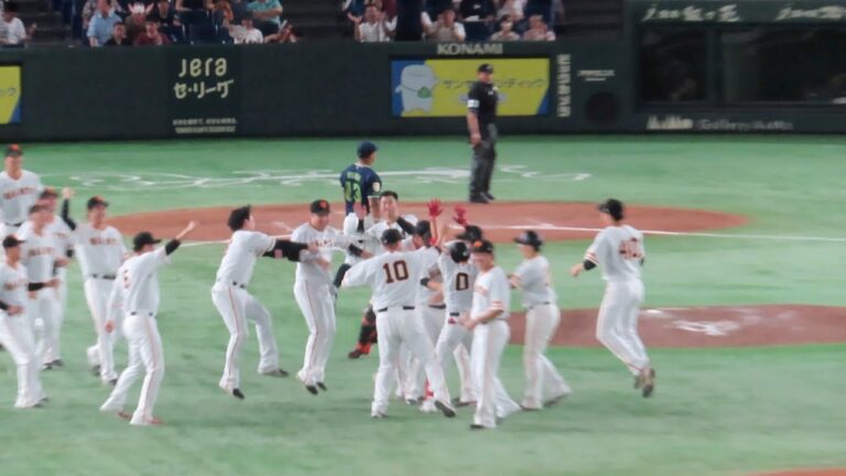 プロ初のサヨナラ安打を放った増田大輝選手【9/18対スワローズ戦】