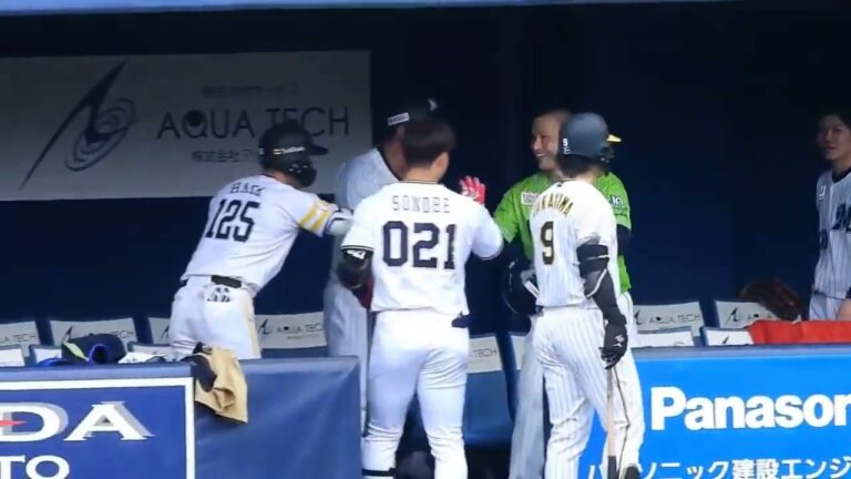 【合同トライアウト】元ヤクルト・中山翔太選手が笠原から左翼スタンドへ豪快なホームランを放つ！