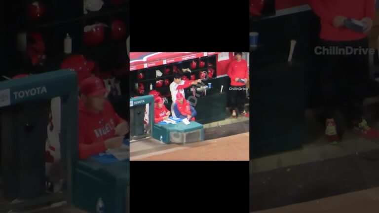ファウルボールに狙われて大谷さんがした行動が可愛すぎる #shorts #short #大谷翔平 #shoheiohtani #エンゼルス #angels