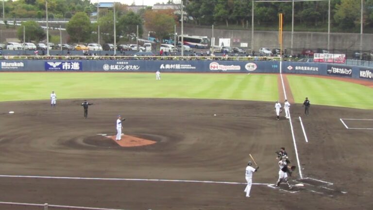 【トライアウト】ベイスターズ笠原祥太郎 対 マリーンズ速水将大〜センターフライ＜2023年11月15日プロ野球 合同トライアウト＞
