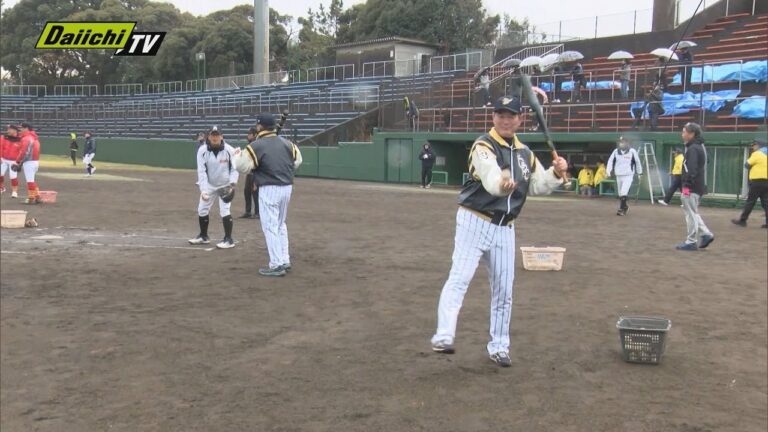 プロ野球名球会・井口資仁さんと岩瀬仁紀さんによる野球教室開催（静岡・袋井市）