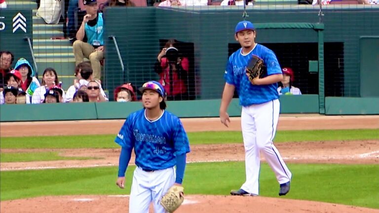 石上くんの『すいません』に大丈夫とジェスチャーする中川虎大 横浜DeNAベイスターズ 2024/5/5