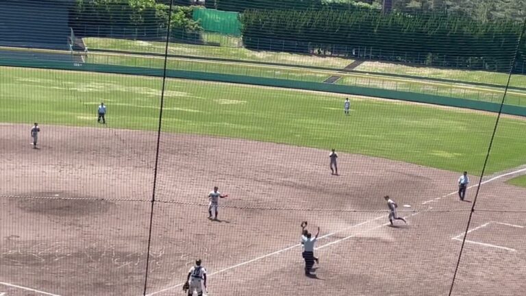 大田高校、山口翔也ファースト守備