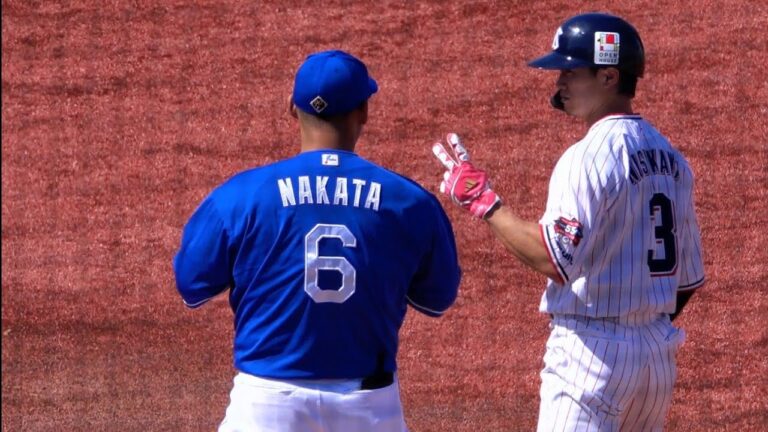 西川遥輝がデッドボールに苦悶の表情！中田翔と1塁ベース上で会話！東京ヤクルトスワローズ×中日ドラゴンズ 2024/05/03