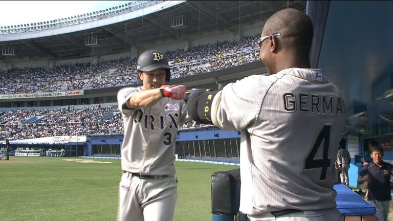 【プロ野球パ】軽々とスタンドイン！安達の11号ソロホームラン 2015/09/12 M-Bs