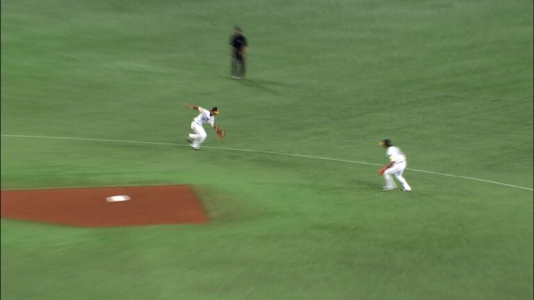 【好プレー】岩嵜を助ける明石のプレー! 4月14日 ソフトバンク-ロッテ