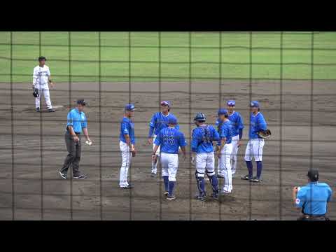 横浜DeNAベイスターズ 入来祐作投手コーチが四球が続く髙田琢登投手に声を掛ける 2024/5/29 ちゅーるスタジアム