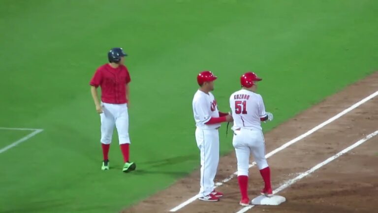 小園海斗🎏先制タイムリー⚾ランナー2、3塁チャンス❗センターへタイムリーヒット❗👍️