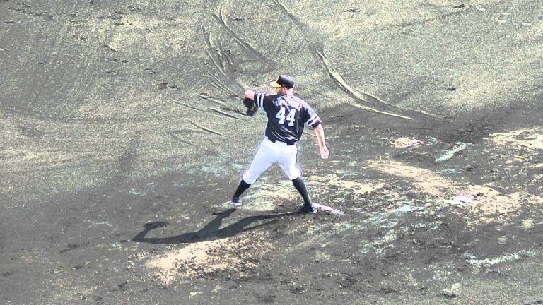 福岡ソフトバンクホークス バンデンハーク投手 投球練習