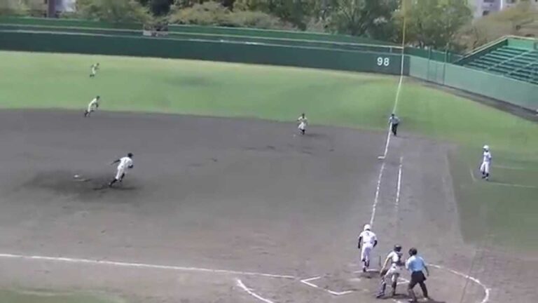 2015　秋　高校野球　福岡大会　九産大九州　岩田選手の投球