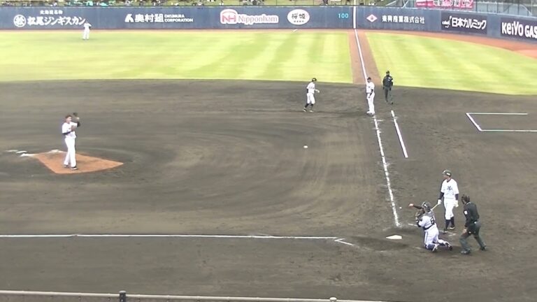 マリーンズ福田秀平 ジャイアンツ阿部剣友からフォアボールを選ぶ【プロ野球12球団合同トライアウト2023年11月15日】