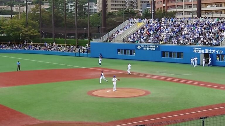 横浜DeNAベイスターズ三嶋一輝投手