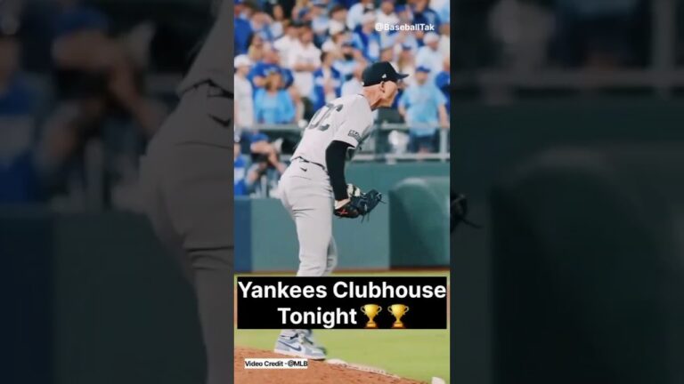 The Yankees Clubhouse Tonight👑#mlbhighlights #baseballhighlights #worldseries #yankees #baseballtak