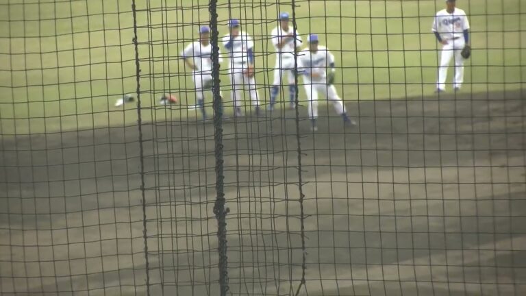 【中日ドラゴンズ ナゴヤ球場 秋季キャンプ 2024】宇佐見真吾選手 罰ゲーム 左右揺さぶりノック 2024/11/10