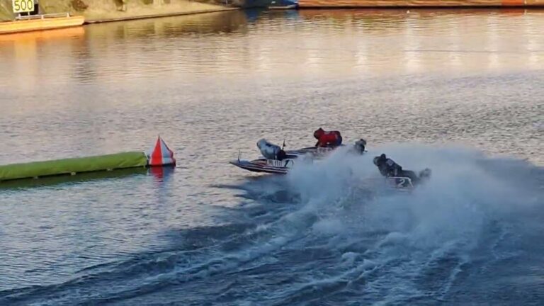 #ボートレース戸田 #初日 宇佐見淳初日連勝発進だぁー🔥🔥🚤🌊🌊　#第11r #記者選抜戦 #勝利 #3号艇 #宇佐見淳　#捲り炸裂だぁー🔥🚤🌊　#3連単   3-1-5 #捲り 4.170円