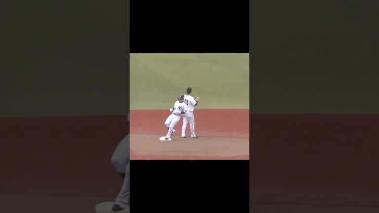 【合同トライアウト】マリーンズ菅野剛士がマリーンズ吉田凌からツーベースヒット2024年プロ野球12球団合同トライアウト11月14日