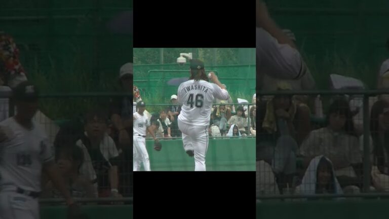 マウンドへ向かうマリーンズ岩下大輝〜2024年8月31日ロッテ浦和球場