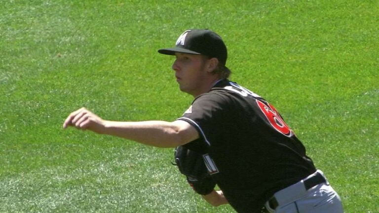MIA@NYM: Conley strikes out nine over six scoreless