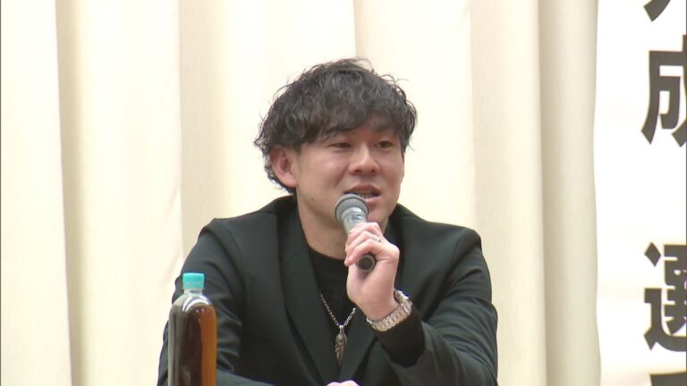 「きつくても当たり前のことをやり続ける」ホークス牧原大成選手　”夢を追いかける力”をテーマに母校で講演　