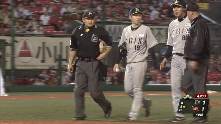 【プロ野球パ】相性良いコボスタのマウンドを去る…金子千尋が緊急降板 2015/09/01 E-Bs
