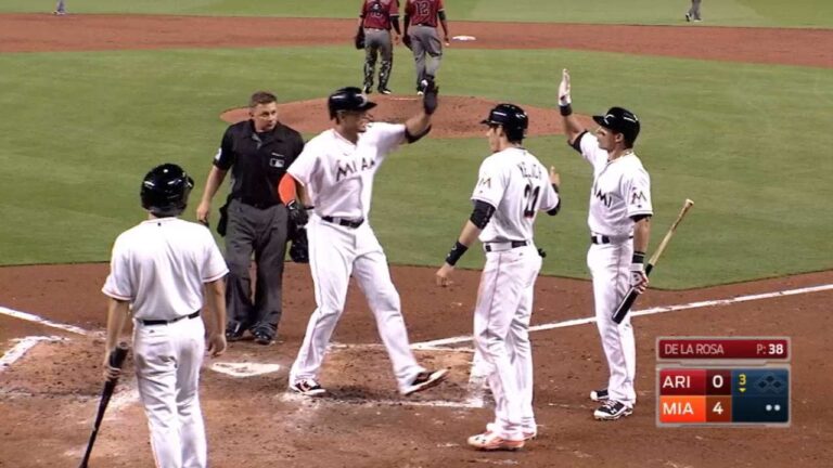Stanton crushes a big two-run home run