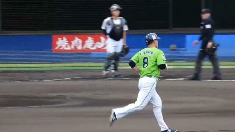 元ヤクルトの中山翔太選手が合同試打会で笠原選手から左翼スタンドに豪快なホームランを放ちました！