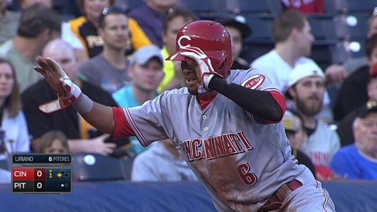 Hamilton uses speed to score run for Reds