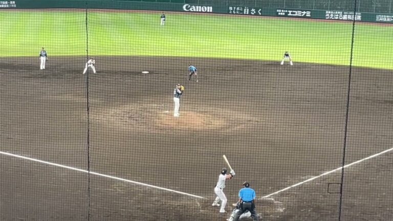 巨人、郡拓也出塁