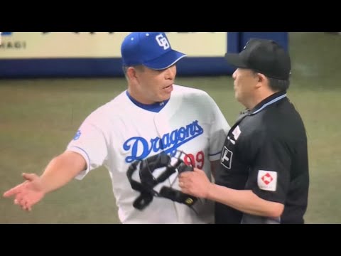 小林球審の謎ジェスチャーに井上監督が抗議　最後の一球の判定に不服で立ち尽くす中野