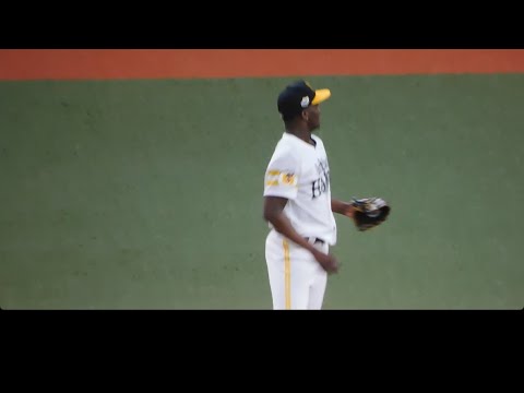 【右投!?】突如右で投げ出すモイネロ 120キロ台のストレートで抑える