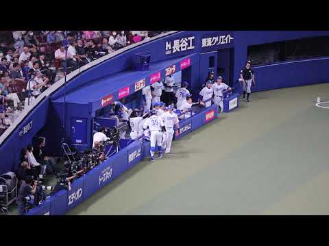 2024.04.29 木下拓哉今シーズン初ホームラン！大喜びのカリステとハグ！