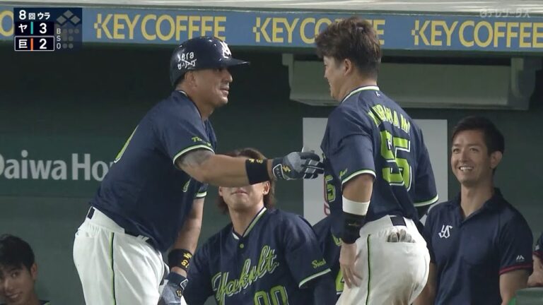 【8号ソロ】ヤクルト"オスナ" 勝ち越しホームラン