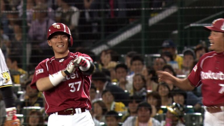 嶋が大きな大きな追加点！楽天が終盤にリードを広げる 2013.05.29 T-E