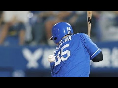 中日・細川成也、11回に背中に死球受け途中交代…井上監督「あした（31日）は厳しいと思ってもらった方がいいかも」