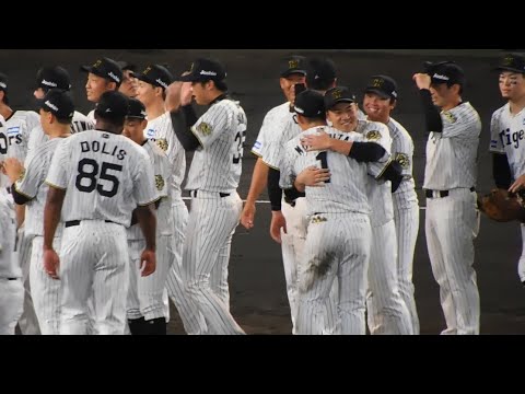 【2年ぶりの歓喜】優勝を喜び合う選手たち