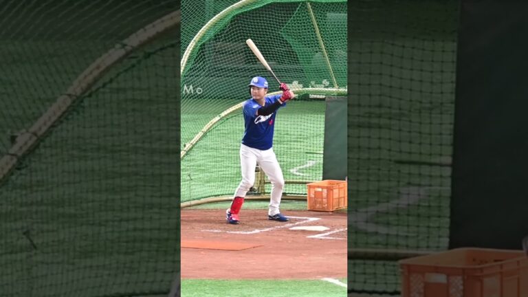 【中日ファンだもんで】自分でモールを拾う溝脇　#shorts