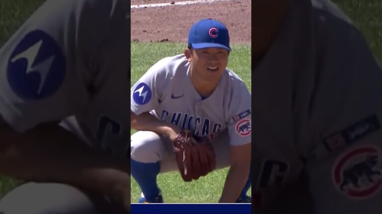 IAN HAPP ROBS WILMER FLORES WITH DIVING CATCH 😳