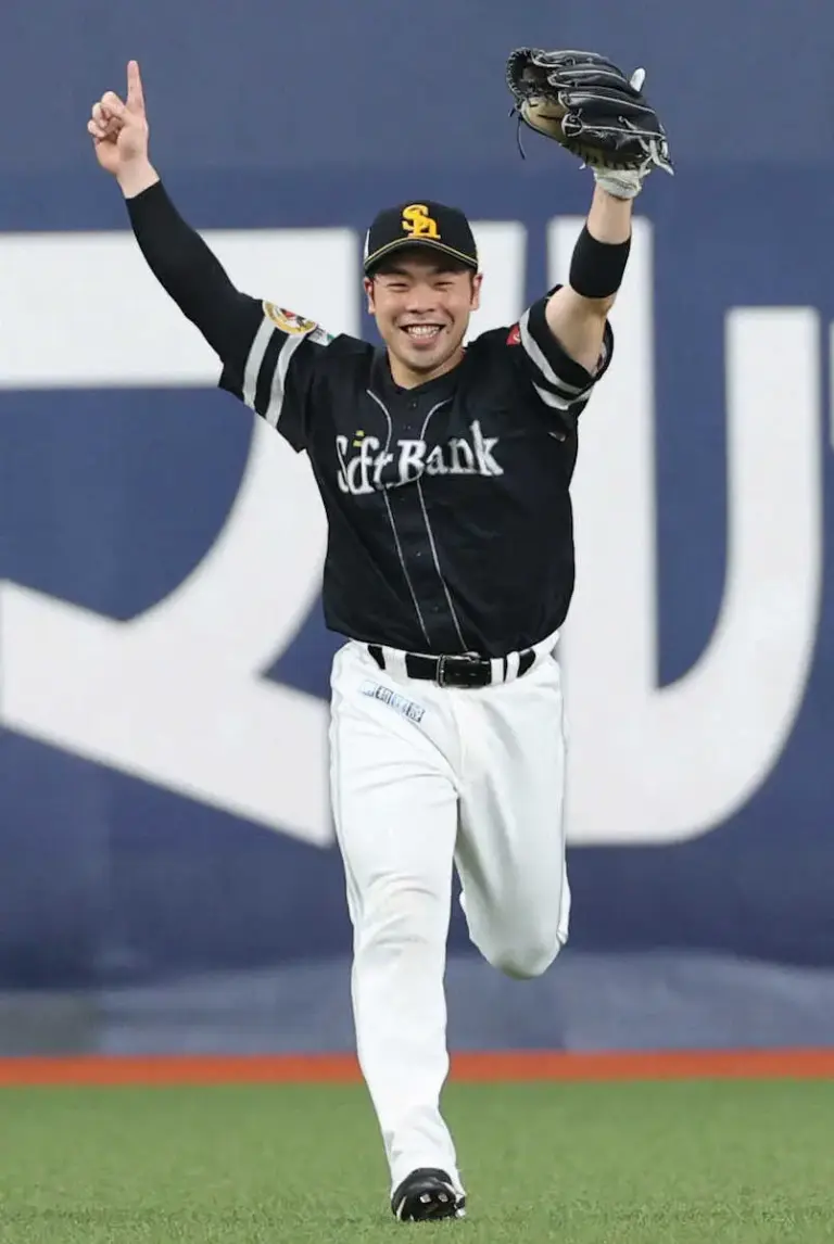 【ソフトバンク・近藤健介　独占手記】恩師・渡辺元智監督にささげた優勝　横浜高出身初名球会へ頑張りたい - スポニチ Sponichi Annex 野球