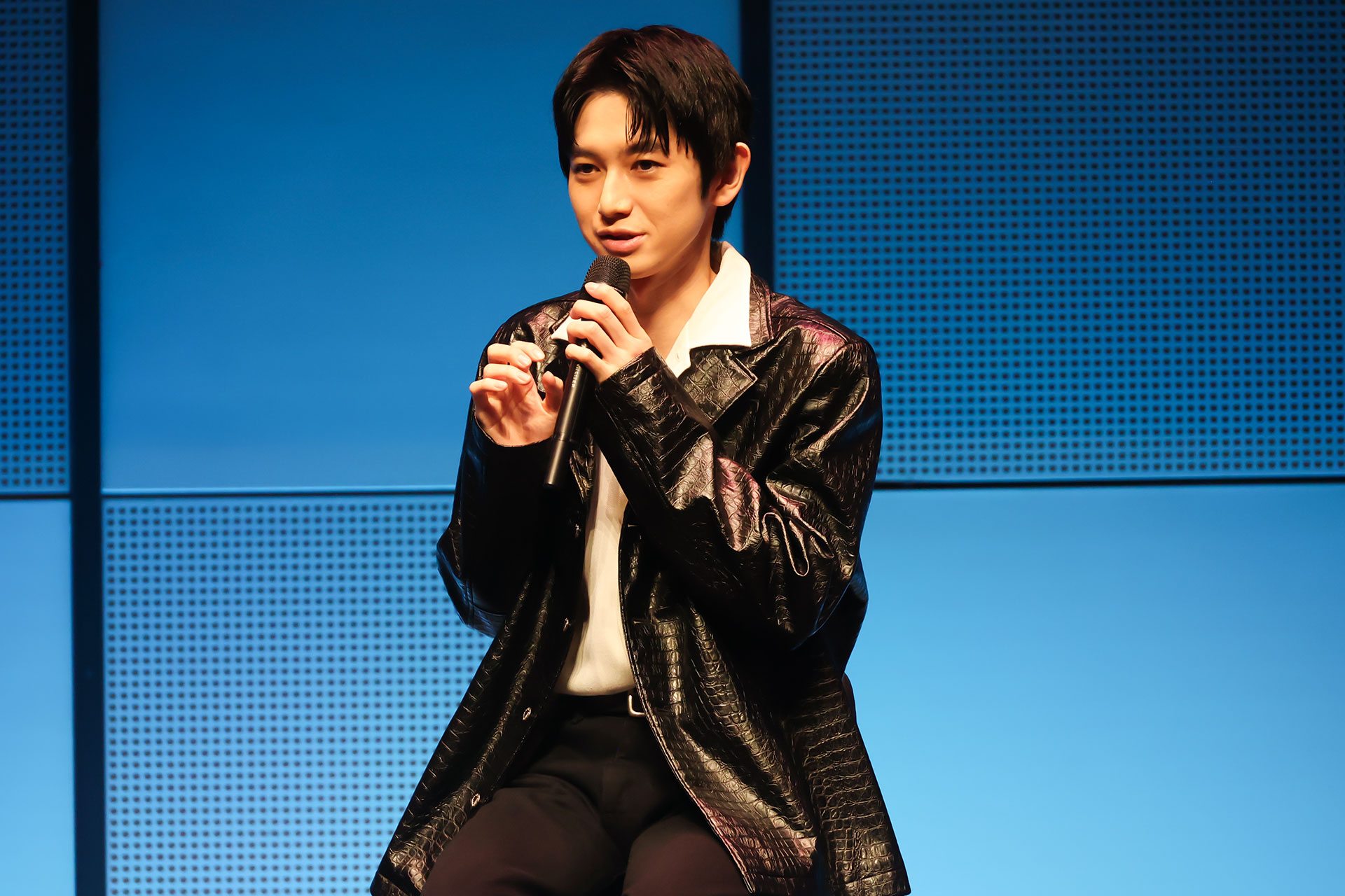 『HUNDRED LINE-最終防衛学園-』完成発表会レポート：本郷奏多さんは『ダンガンロンパ』ガチ勢と明かす_015