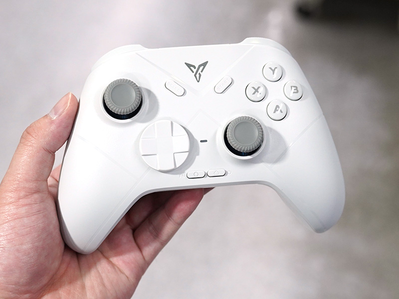 Nintendo Switch/PC対応でスティック交換も可能なゲームパッド「Flydigi Direwolf 3」 – AKIBA PC Hotline! Nintendo Switch/PC対応でスティック交換も可能なゲームパッド「Flydigi Direwolf 3」 - AKIBA PC Hotline!