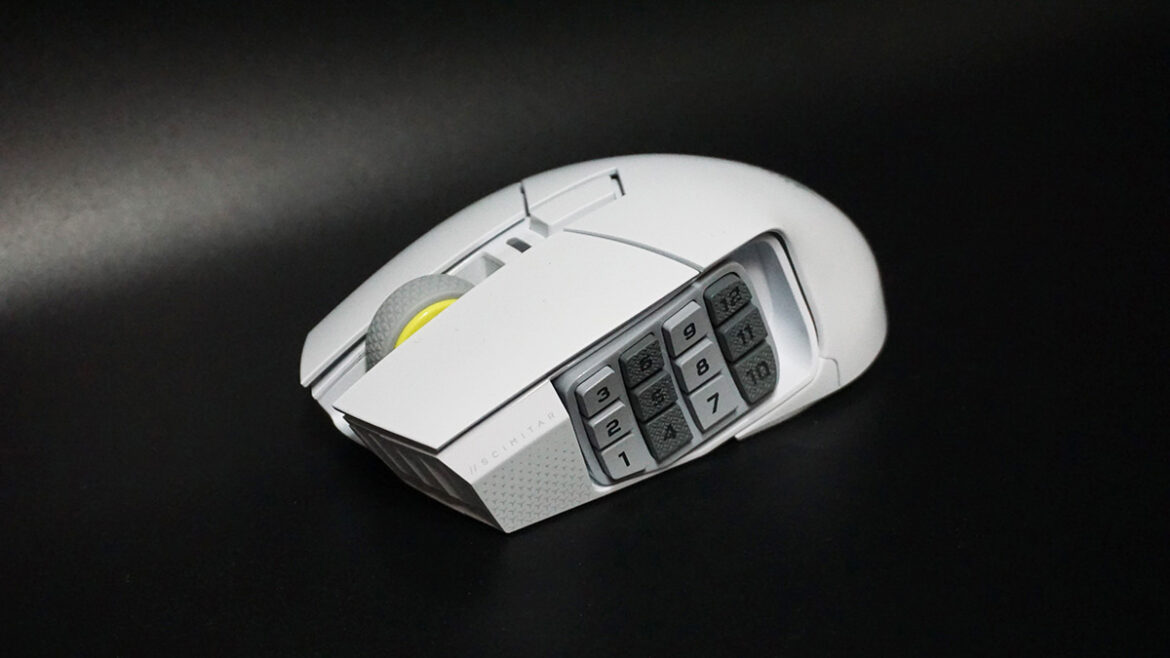 Stream Deck互換機能も搭載、12個のサイドボタンを備えるゲーミングマウス「CORSAIR SCIMITAR ELITE WIRELESS SE」