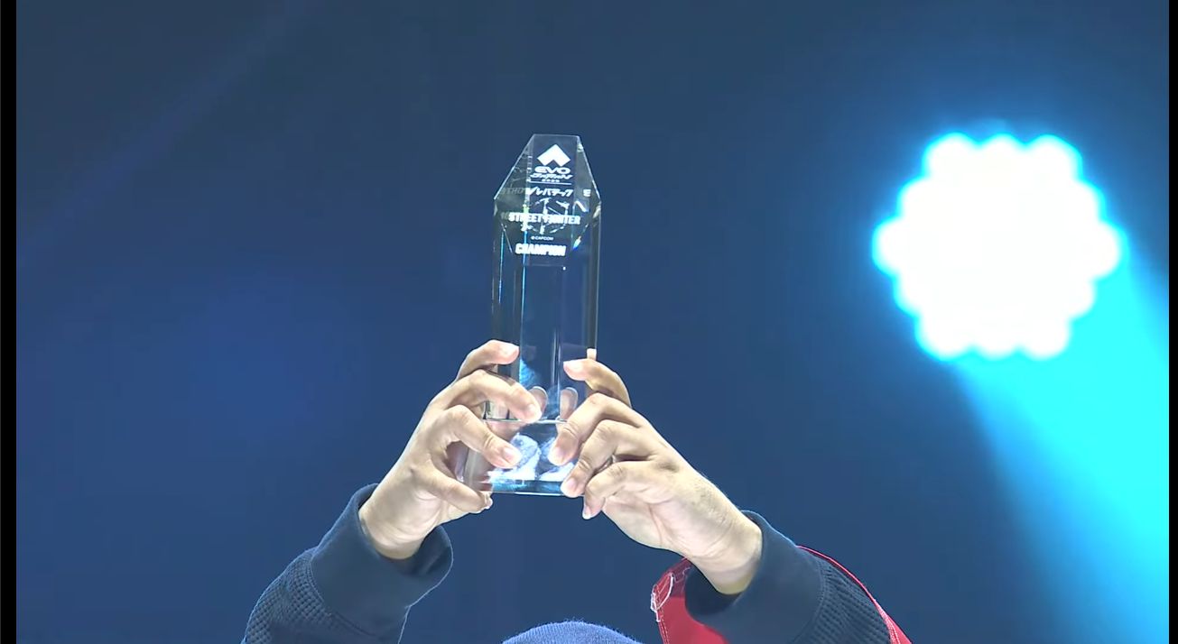 「EVO Japan 2025」の「ストリートファイター6」部門でドミニカ共和国の「MenaRD選手」が優勝！_004